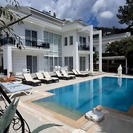 Villa Unique C - 4 Bedroom Private In Quiet Area Of Ovacik *