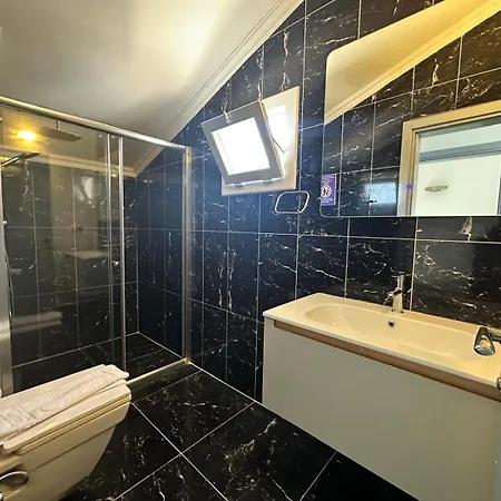 Unique C - 4 Bedroom Private In Quiet Area Of Ovacik * فتحية